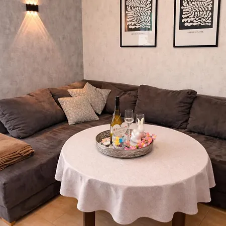 Cléo - 5 Minuten Vom Schloss Dankern Entfernt Appartement